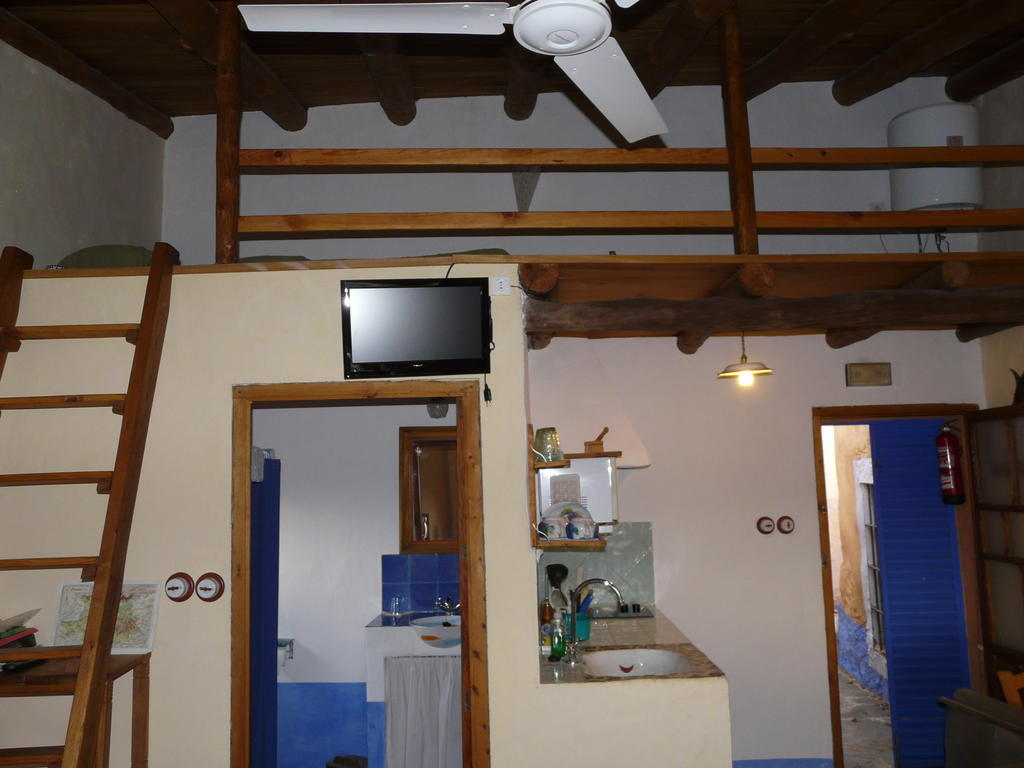 El Nido De La Collalba Apartment Cabanas del Castillo Bagian luar foto